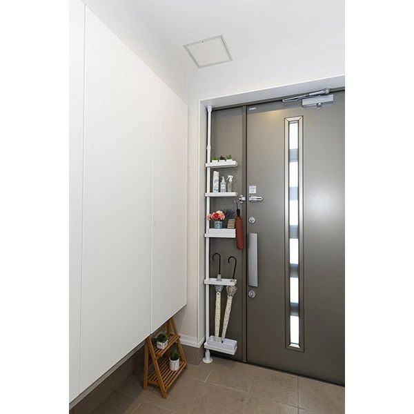 積水樹脂 つっぱり式スリムラック/ブラック/TSR-LBK/ホワイト/TSR-LW/スリム/突っ張り棒/縦/突っ張り/突っ張り収納/強力/リビング収納/洗面台収納/洗面収納/伸縮式/高さ調節/省スペース